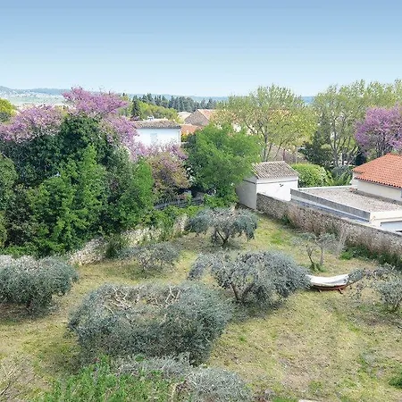 Apartamento Three-bedroom In Calvisson