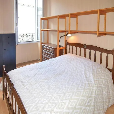Three-bedroom In Calvisson